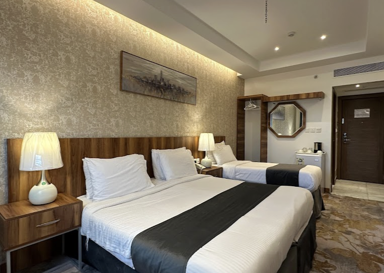 Снимок экрана 2025 12 13 в 12.13.49 PM